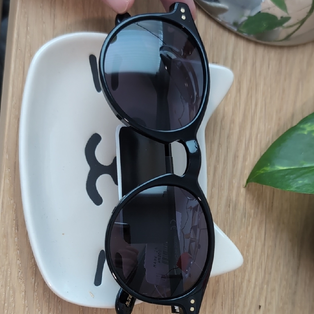 J. Crew Factory Black Round Sunglasses - Picture 3 of 3